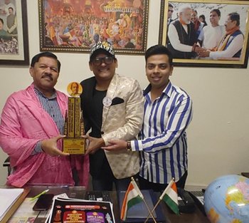 The Trophy And Poster Of The 2nd Dadasaheb Phalke Icon Award Films International 2023 Has Been Inaugurated by Shri Ramdas Athawaleji