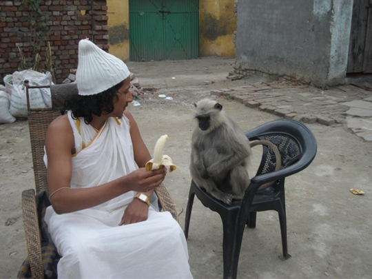 Spiritual Guru’s Kind and Noble Gesture – Sri Jagatguru Extends His Hand For Cremation Of The Dead