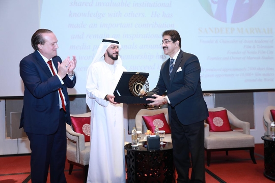 DR  SANDEEP MARWAH  HONOURED IN DUBAI