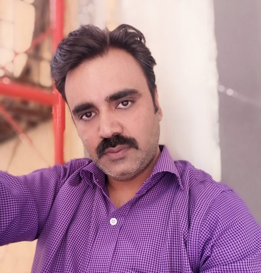 Firoz Khursheed  Khan – I Love Playing Negative Shades