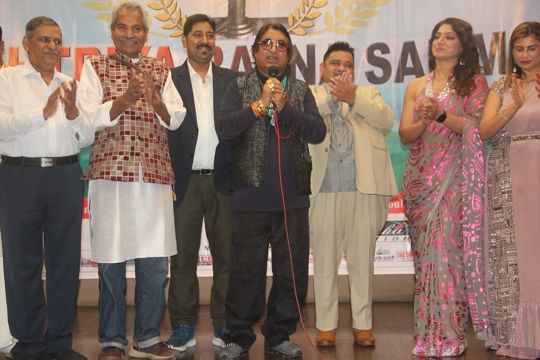 Dr Krishna Chauhan Successfully Organized RASHTRIYA RATNA SAMMAN 2022 In Mumbai