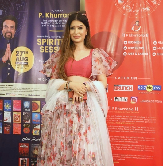 Astrology Is A Way Of Life  According To The International Celebrity Astrologer  Acharya P Khurrana  Who Stressed Upon The Same During The SPIRITUAL SESSION In Mumbai  Along With His Disciple Shilpa Dhar