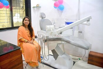 Mr Ronnie Rodrigues Wishes Dr  Bhagyashree On The Grand Opening Of Her Dental Clinic & Implant Center